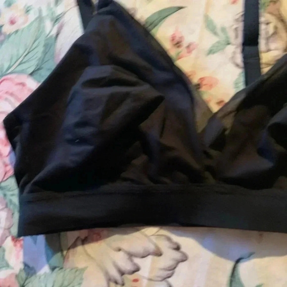 Auden Women’s Bra Size Medium Shade Black - Picture 2 of 10